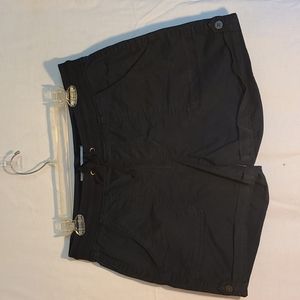 Sonoma Size 8 Shorts